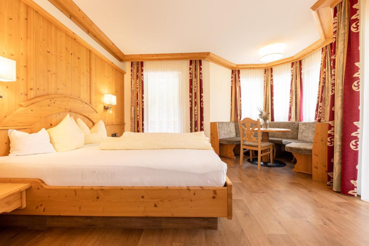 Aktiv & Vitalhotel Bergcristall Neustift im Stubaital Exterior photo